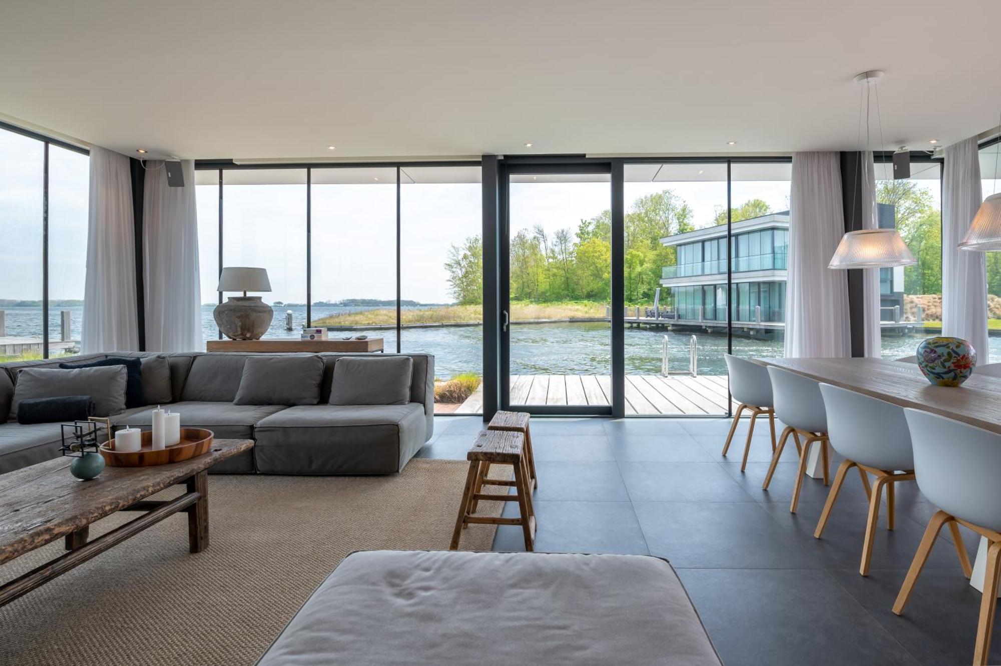Dormio Harbour Village Resort Arnemuiden