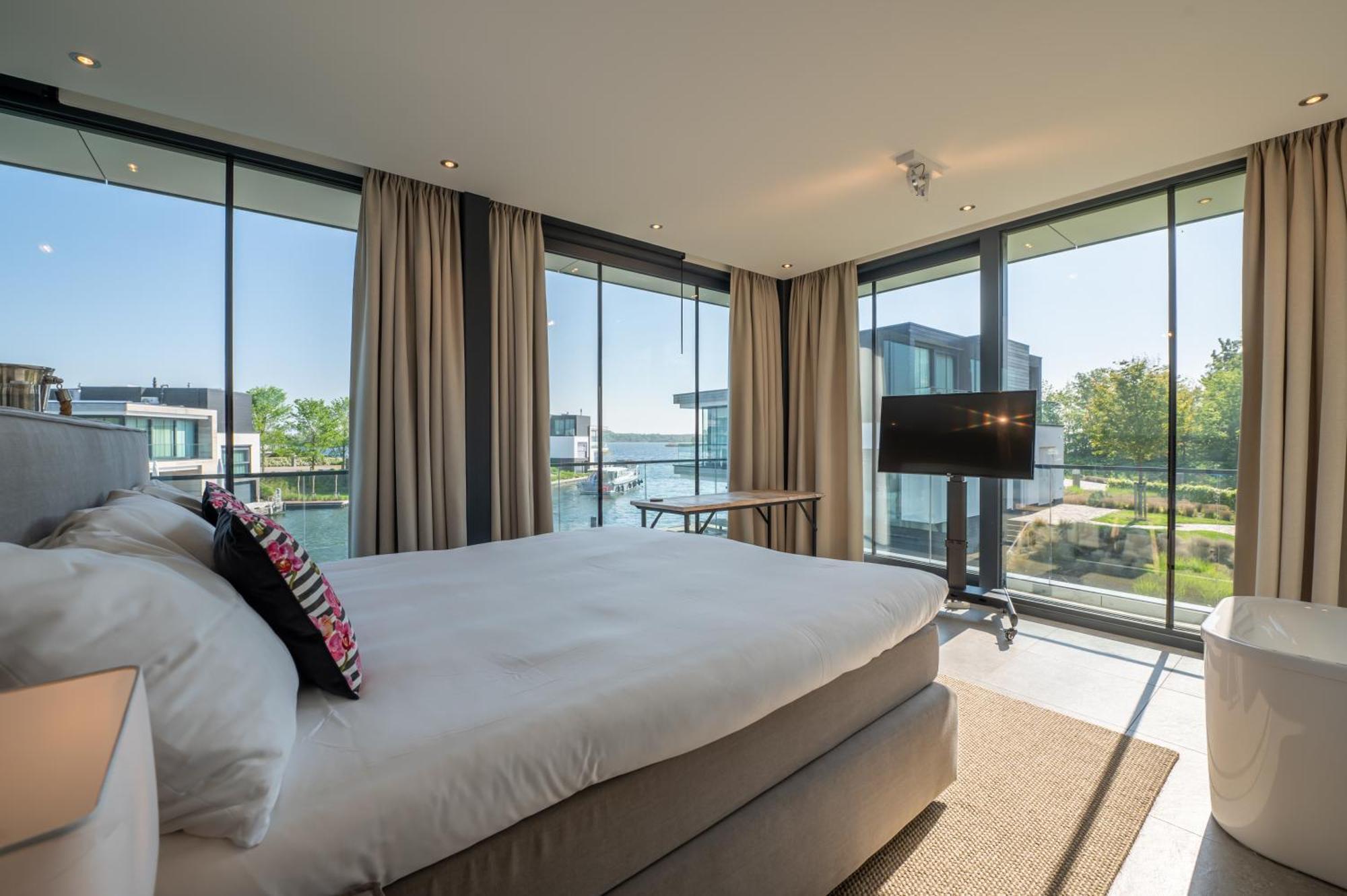 Resort Dormio Harbour Village 5*