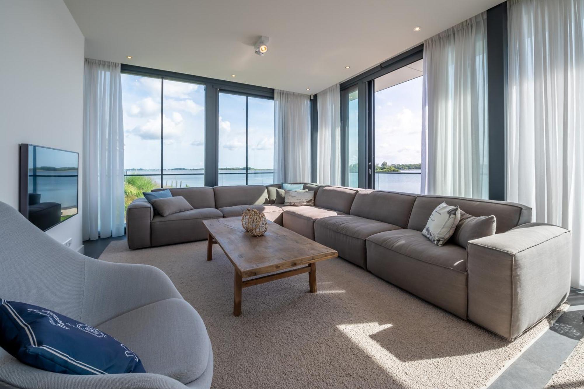 Dormio Harbour Village Resort Arnemuiden