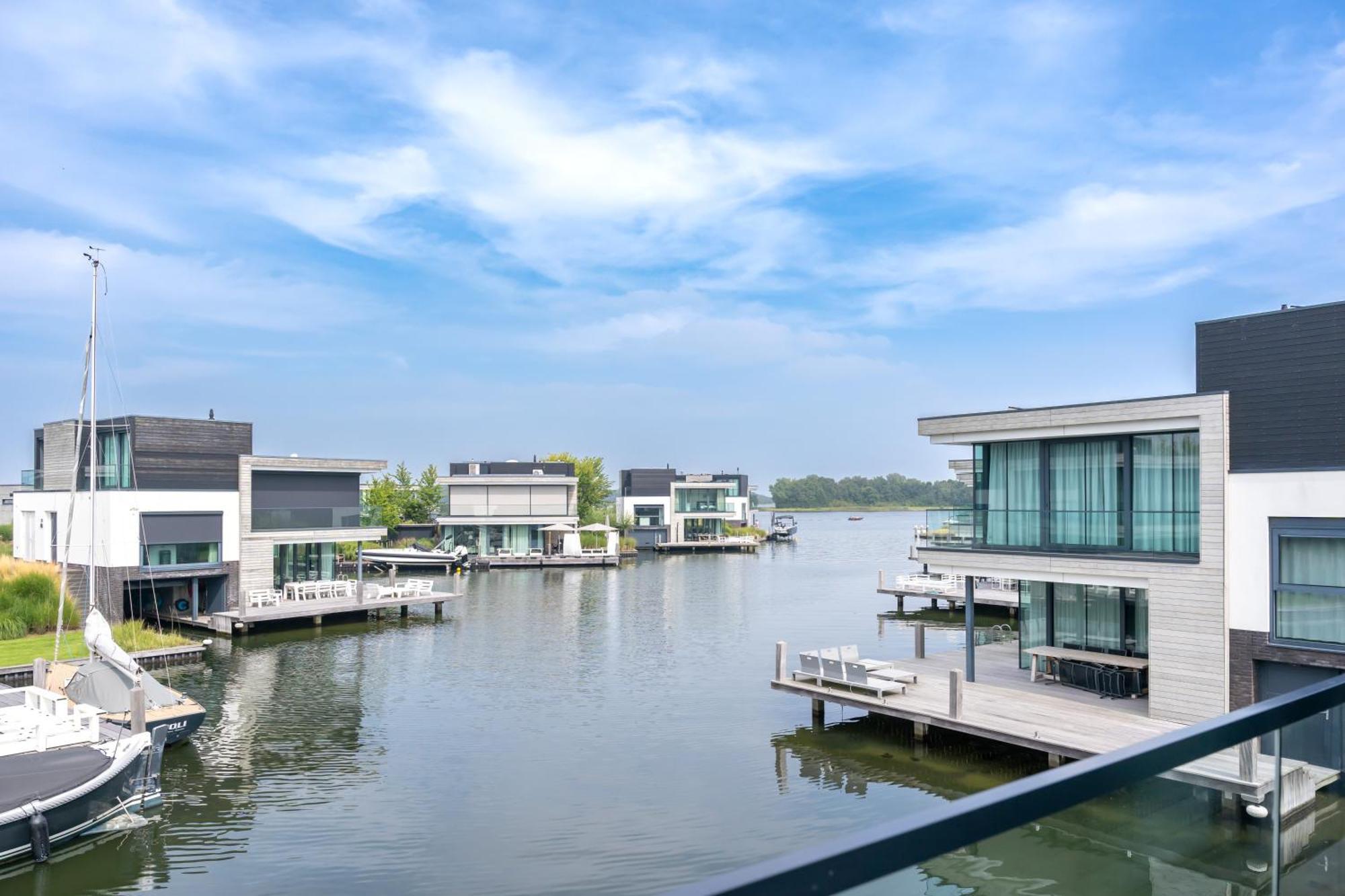 Dormio Harbour Village Resort